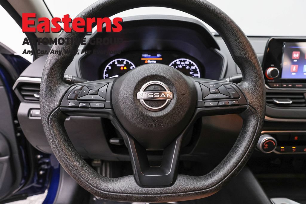 Used 2024 Nissan Altima 2.5 S FWD image 10
