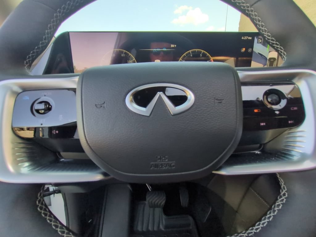 Used 2026 INFINITI QX80 Luxe w/ Cargo Package RWD image 15