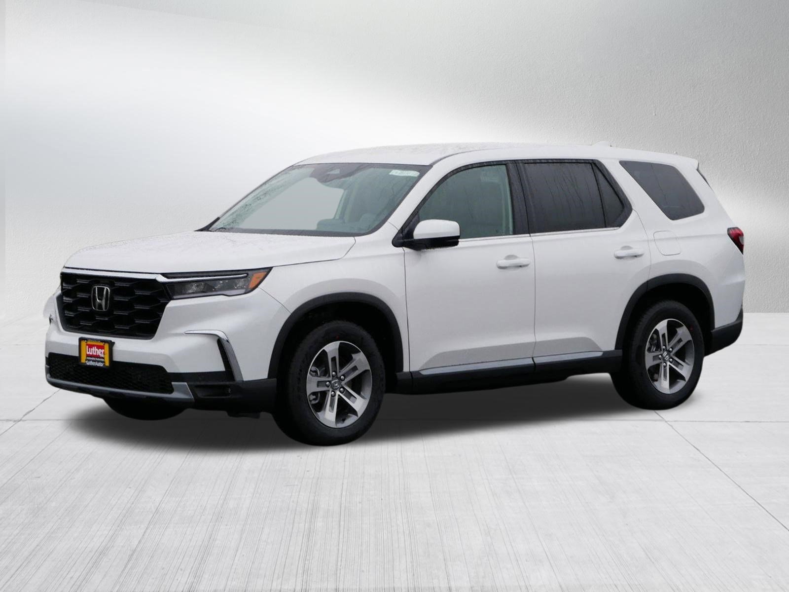 New 2025 Honda Pilot EX-L image 3