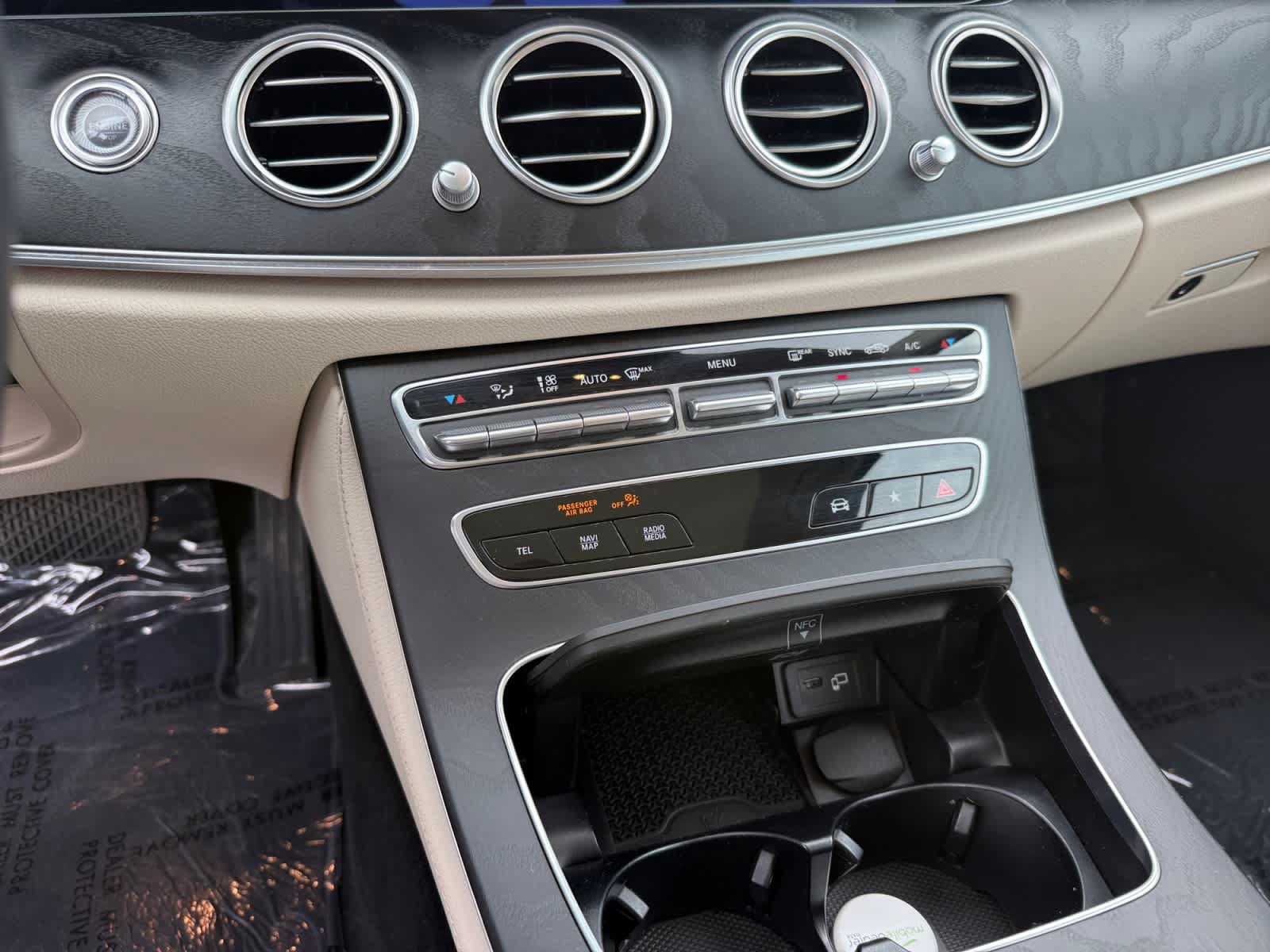 Certified 2022 Mercedes-Benz E 350 4MATIC Sedan image 21