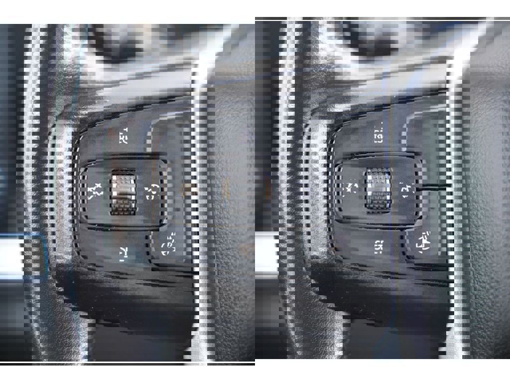 Used 2022 GMC Sierra 3500 SLT image 23