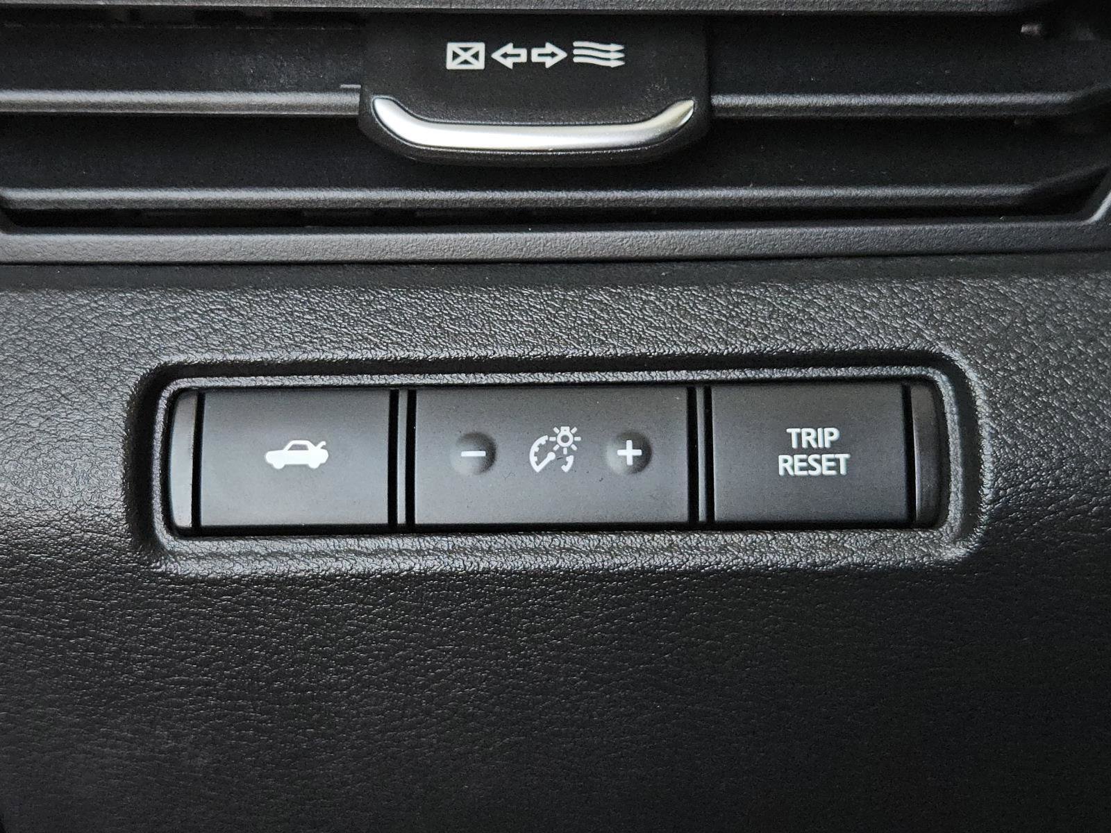 Used 2023 Nissan Altima 2.5 S image 16