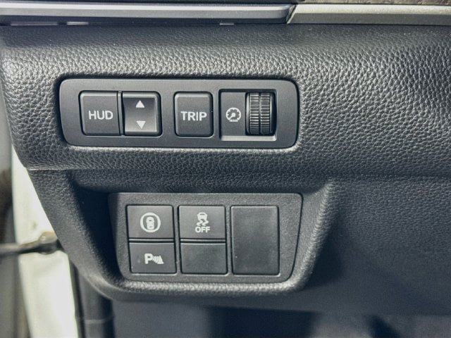 Used 2021 Honda Accord Touring image 10