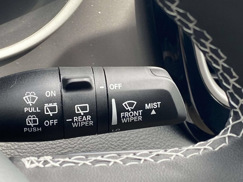 New 2026 Chrysler Pacifica Select FWD image 57