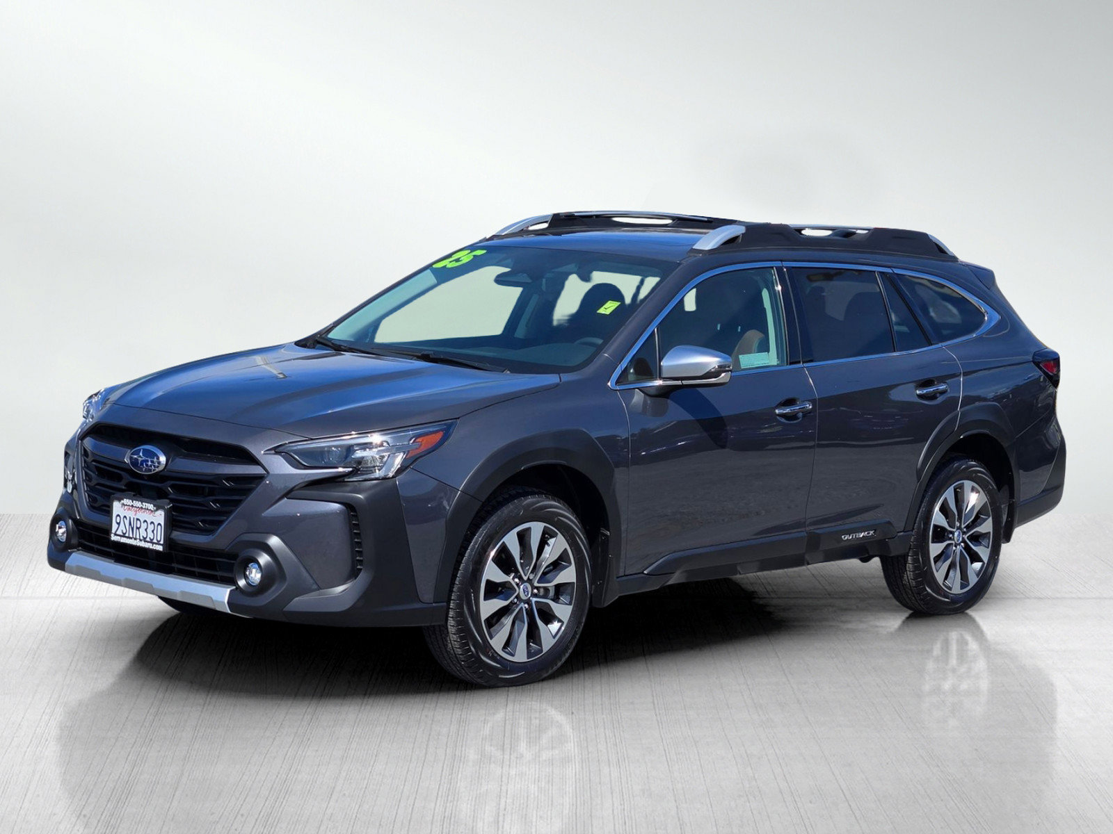 Certified 2025 Subaru Outback Touring w/ Popular Package #2 AWD/4WD image 8