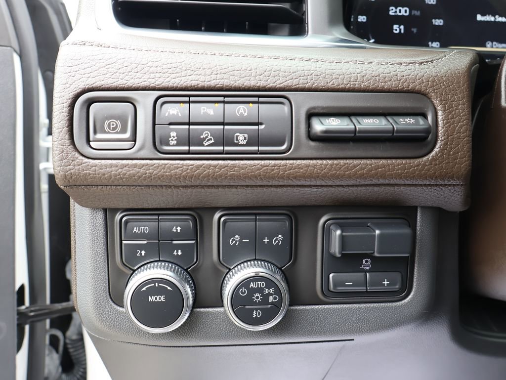 Used 2023 GMC Yukon XL Denali w/ Max Trailering Package AWD/4WD image 13