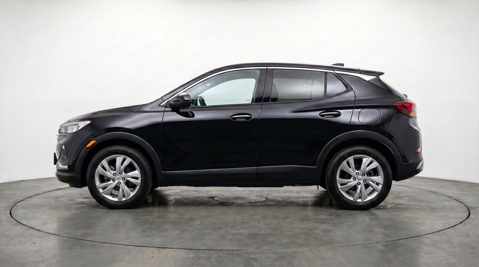 Used 2025 Buick Encore GX Preferred AWD/4WD image 5