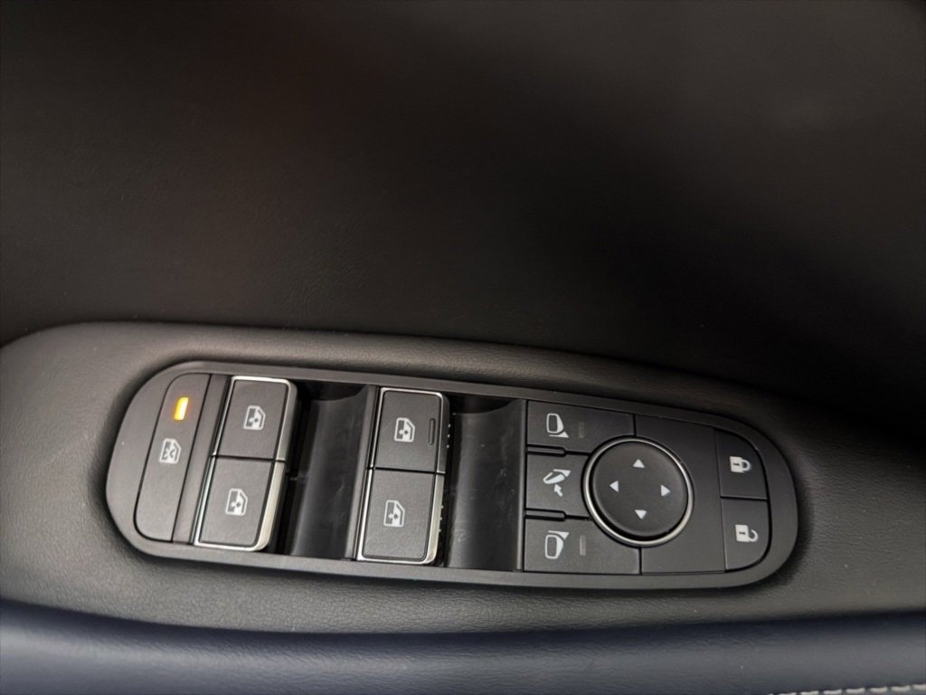 New 2026 INFINITI QX60 Sport image 21