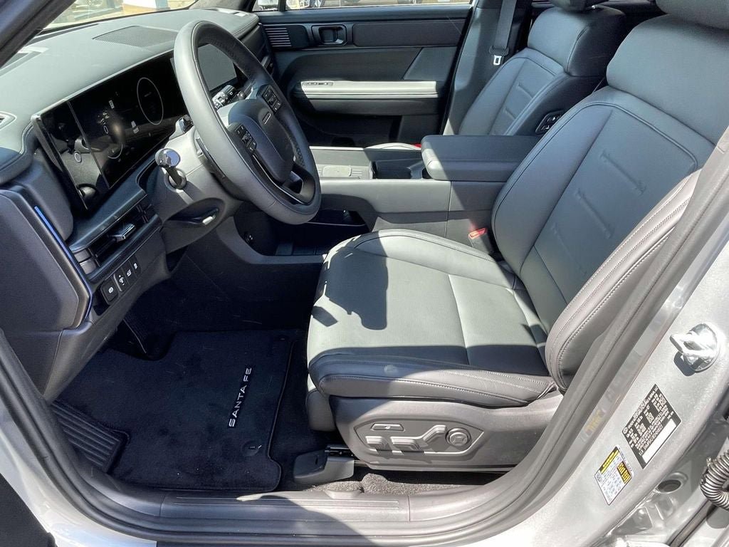 New 2025 Hyundai Santa Fe Calligraphy FWD image 29