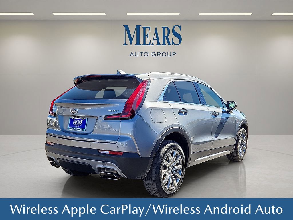Used 2023 Cadillac XT4 Premium Luxury image 6