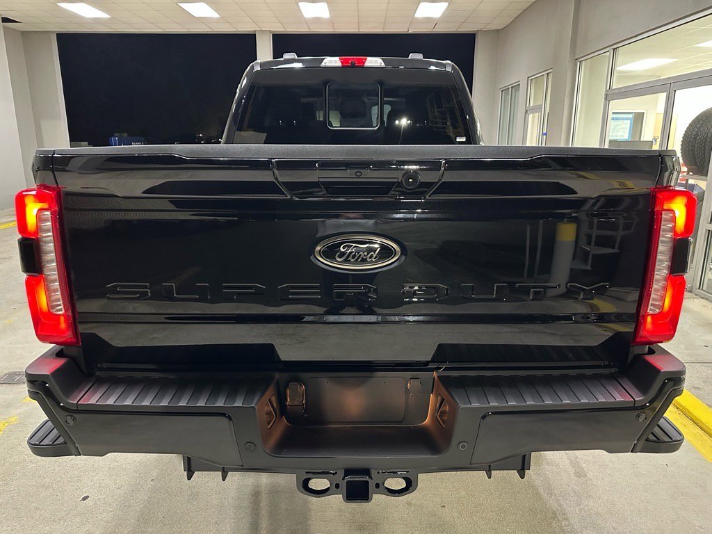 New 2026 Ford F250 Lariat image 14