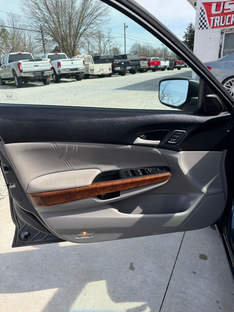 Used 2012 Honda Accord EX-L image 13