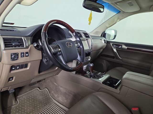 Used 2017 Lexus GX 460 Premium AWD/4WD image 15