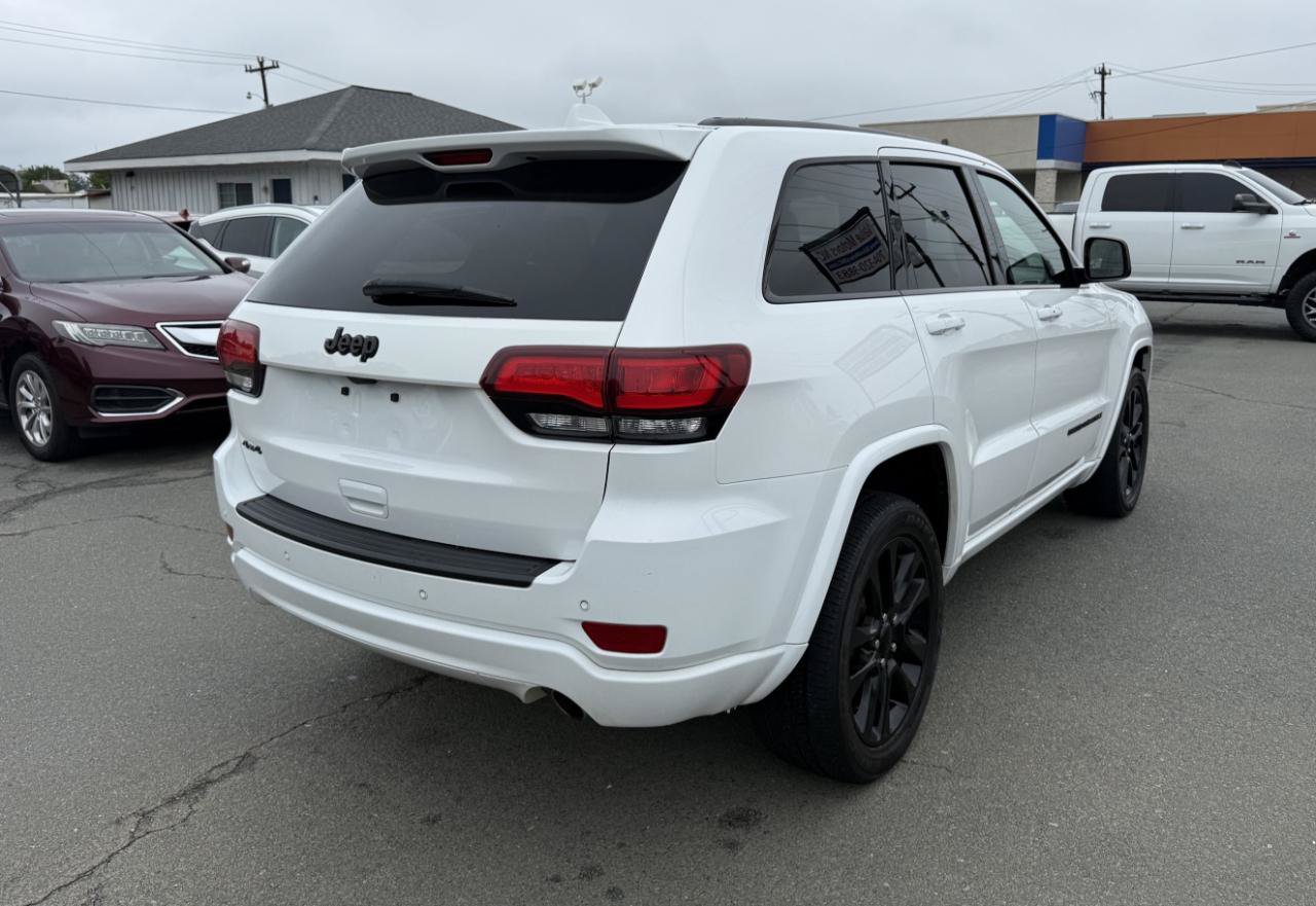 Used 2019 Jeep Grand Cherokee Altitude AWD/4WD image 6