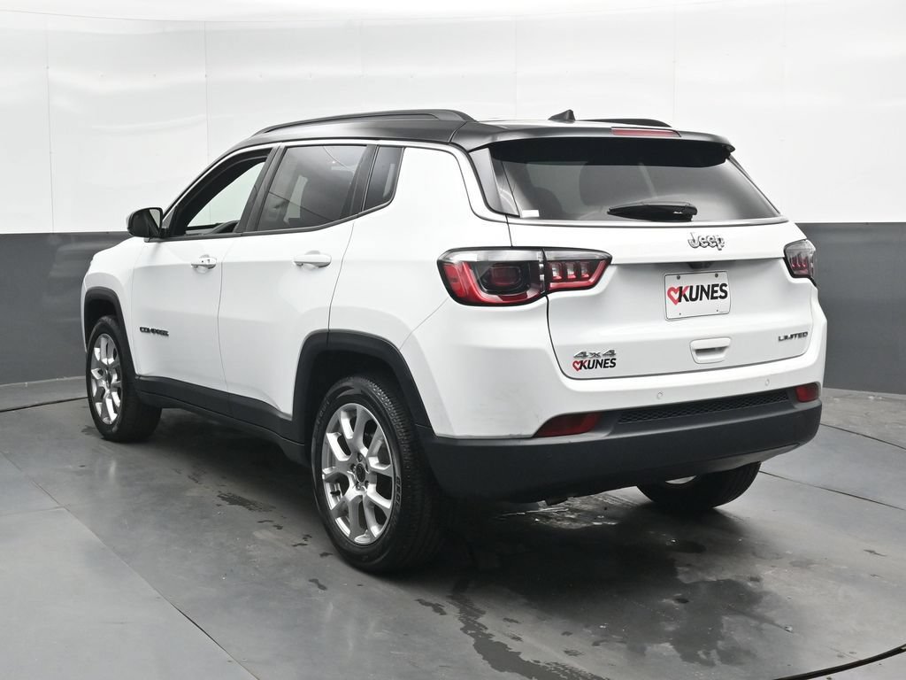 Used 2025 Jeep Compass Limited AWD/4WD image 9