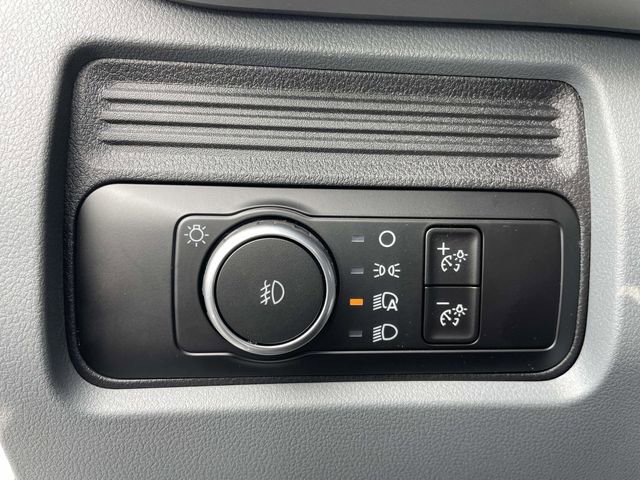 New 2026 Ford F550 2WD Regular Cab Super Duty image 18