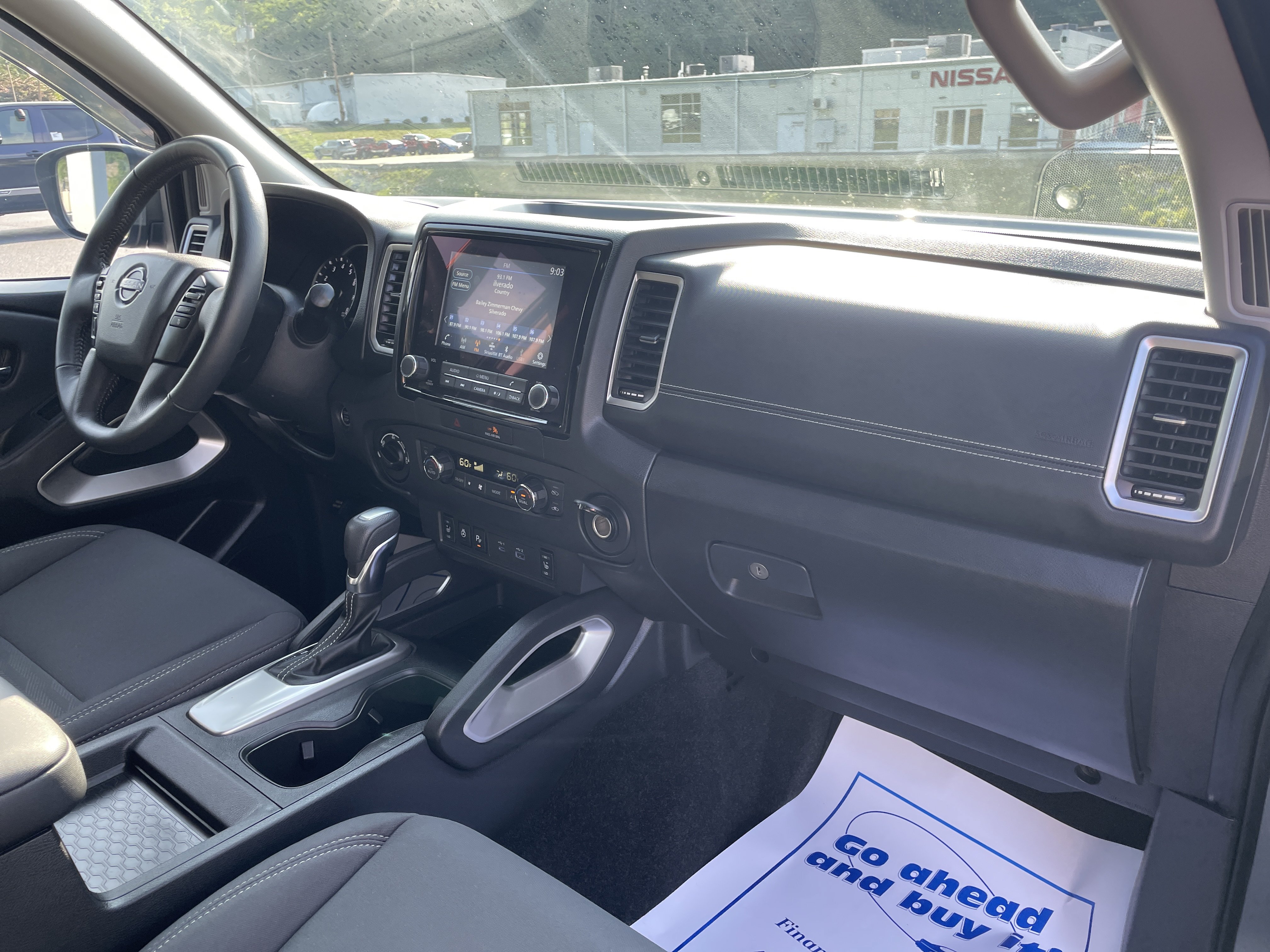 Used 2022 Nissan Frontier SV AWD/4WD image 26