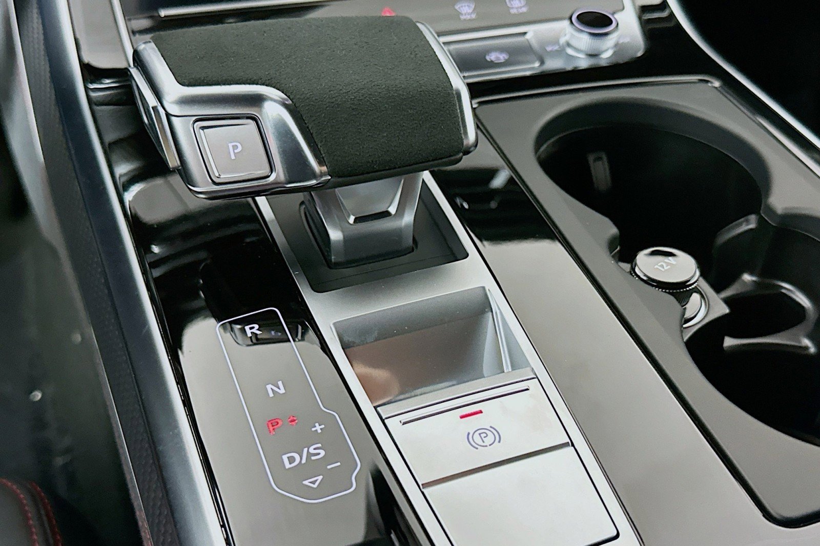 New 2026 Audi RS Q8 performance image 7