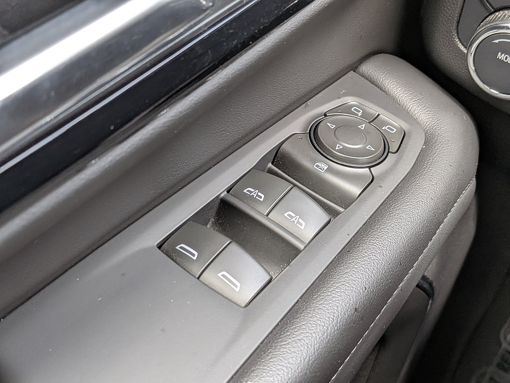 Certified 2025 Chevrolet Tahoe LT RWD image 49