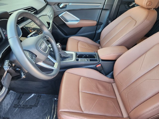 Used 2025 Audi Q3 2.0T Premium Plus w/ Premium Plus Package AWD/4WD image 4