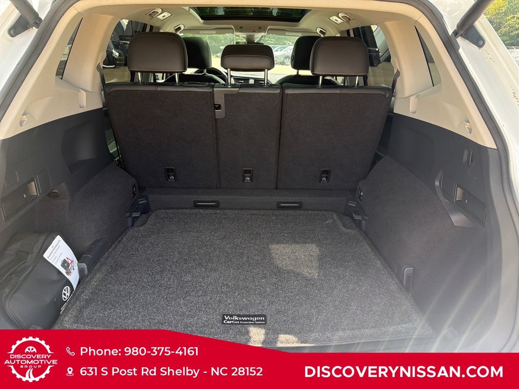 Used 2021 Volkswagen Tiguan SEL AWD/4WD image 34