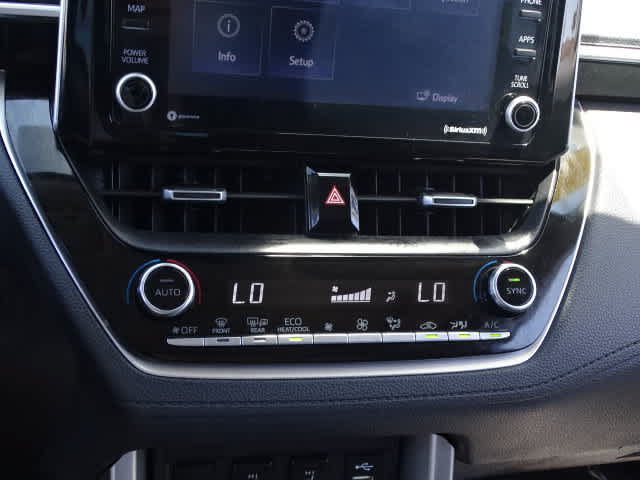 Certified 2022 Toyota Corolla Cross XLE w/ Convenience Package AWD/4WD image 31