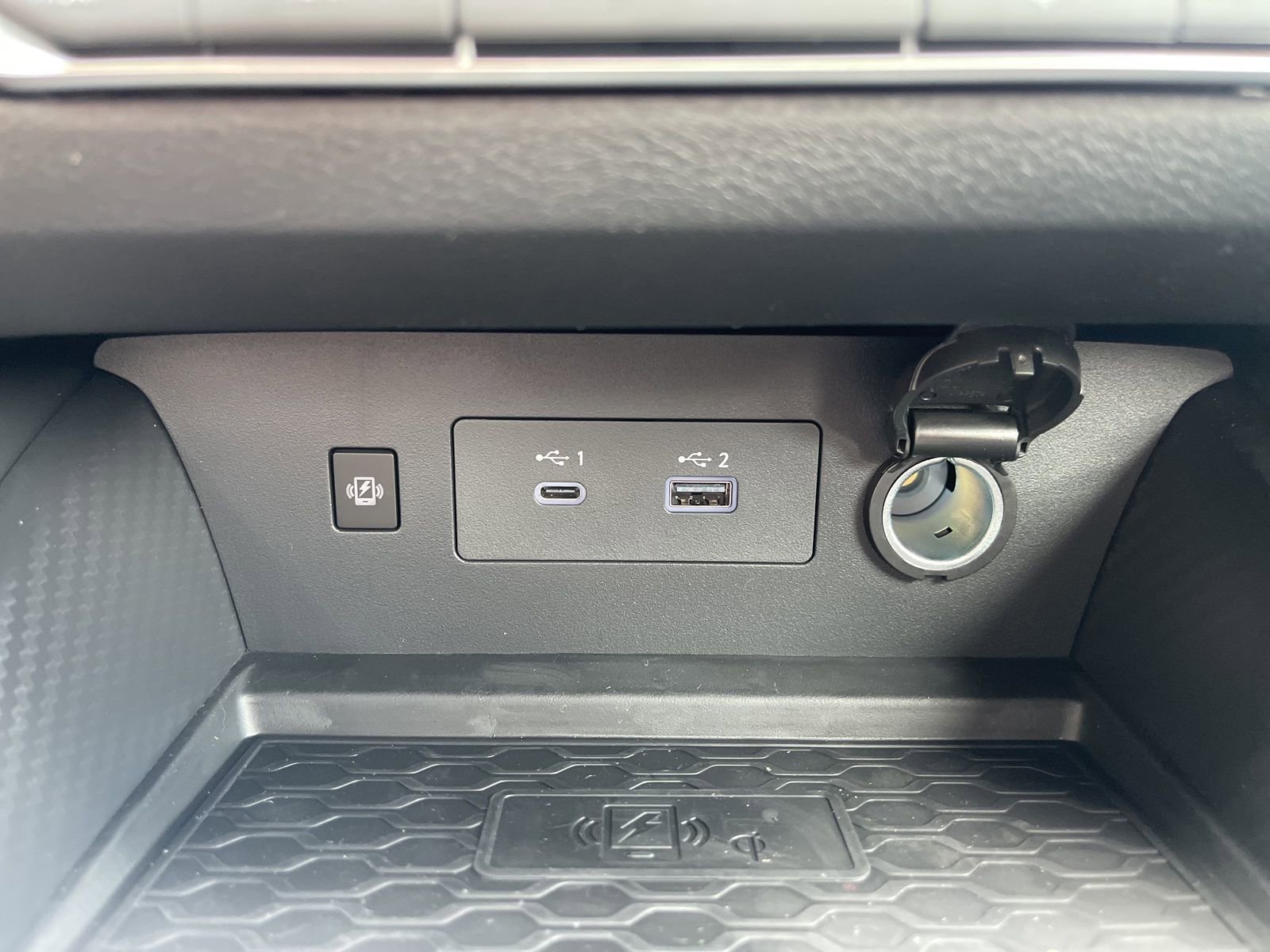 New 2025 Nissan Altima 2.5 SV w/ SV Special Edition Package image 23