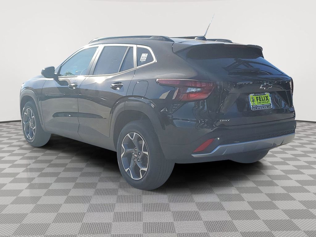 New 2026 Chevrolet Trax LT w/ LT Convenience Package image 4