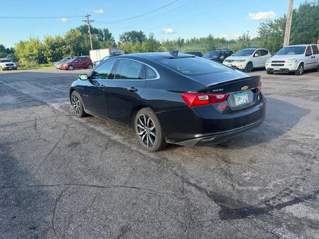 Used 2018 Chevrolet Malibu LT image 11