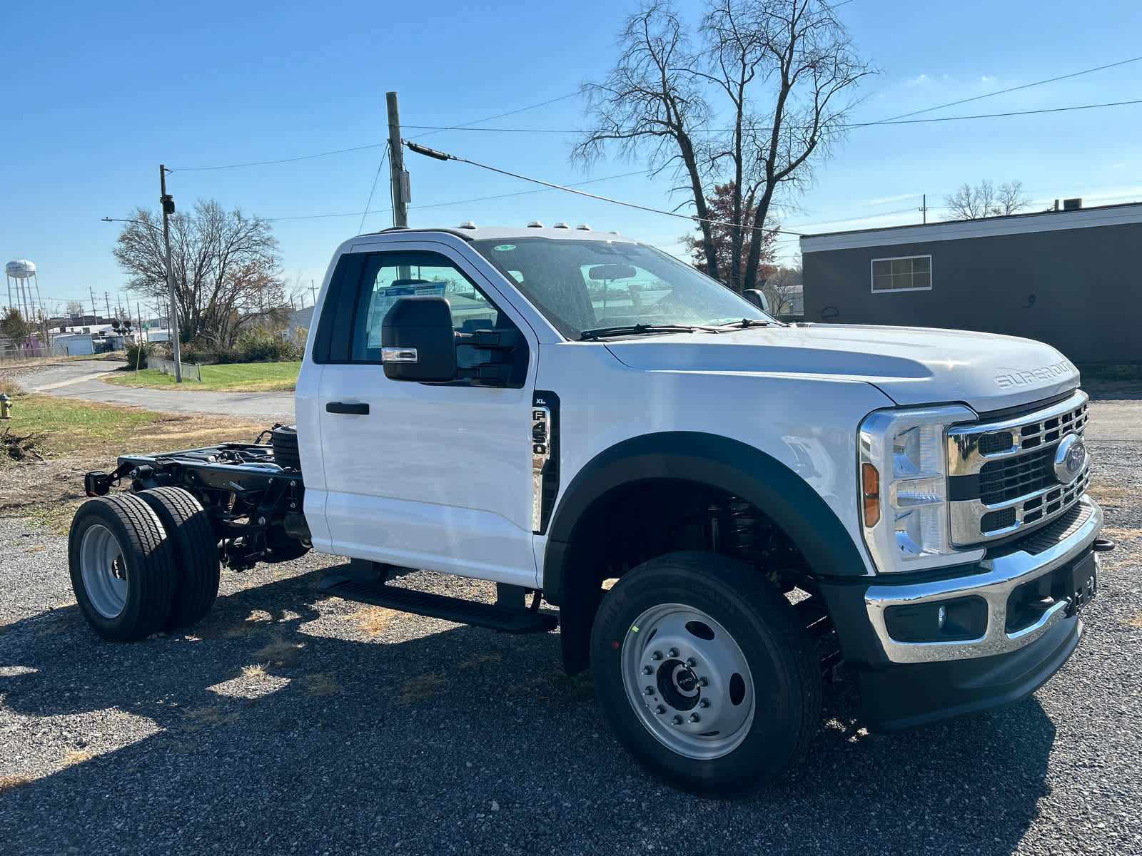 New 2026 Ford F450 XL w/ XL Chrome Package image 2