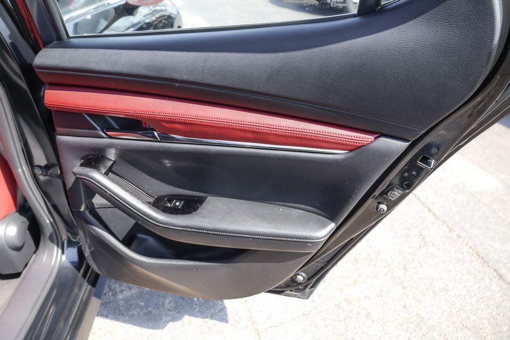 Used 2023 MAZDA MAZDA3 s image 29