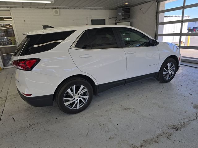Certified 2022 Chevrolet Equinox LT AWD/4WD image 6