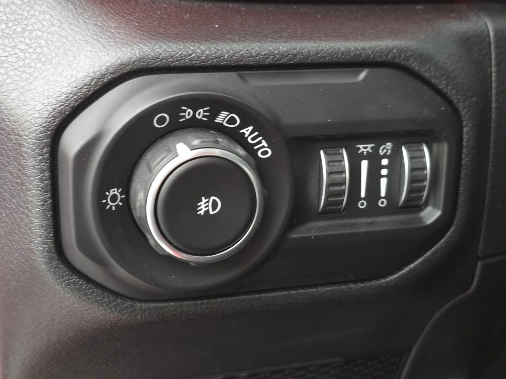 Used 2021 Jeep Wrangler Unlimited Rubicon AWD/4WD image 25