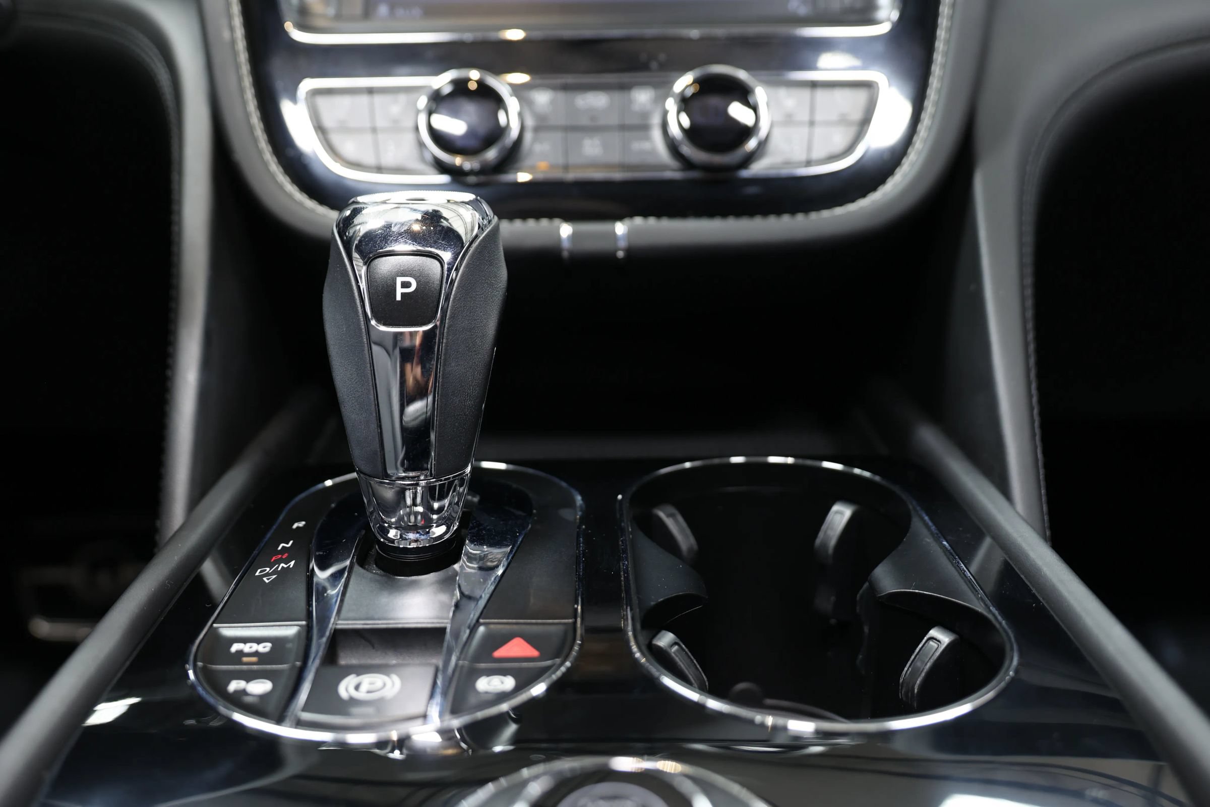 Used 2018 Bentley Bentayga Onyx Edition AWD/4WD image 45