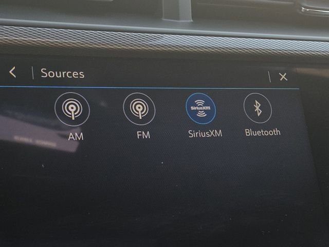 Certified 2023 Buick Encore GX Essence w/ Experience Buick Package FWD image 5