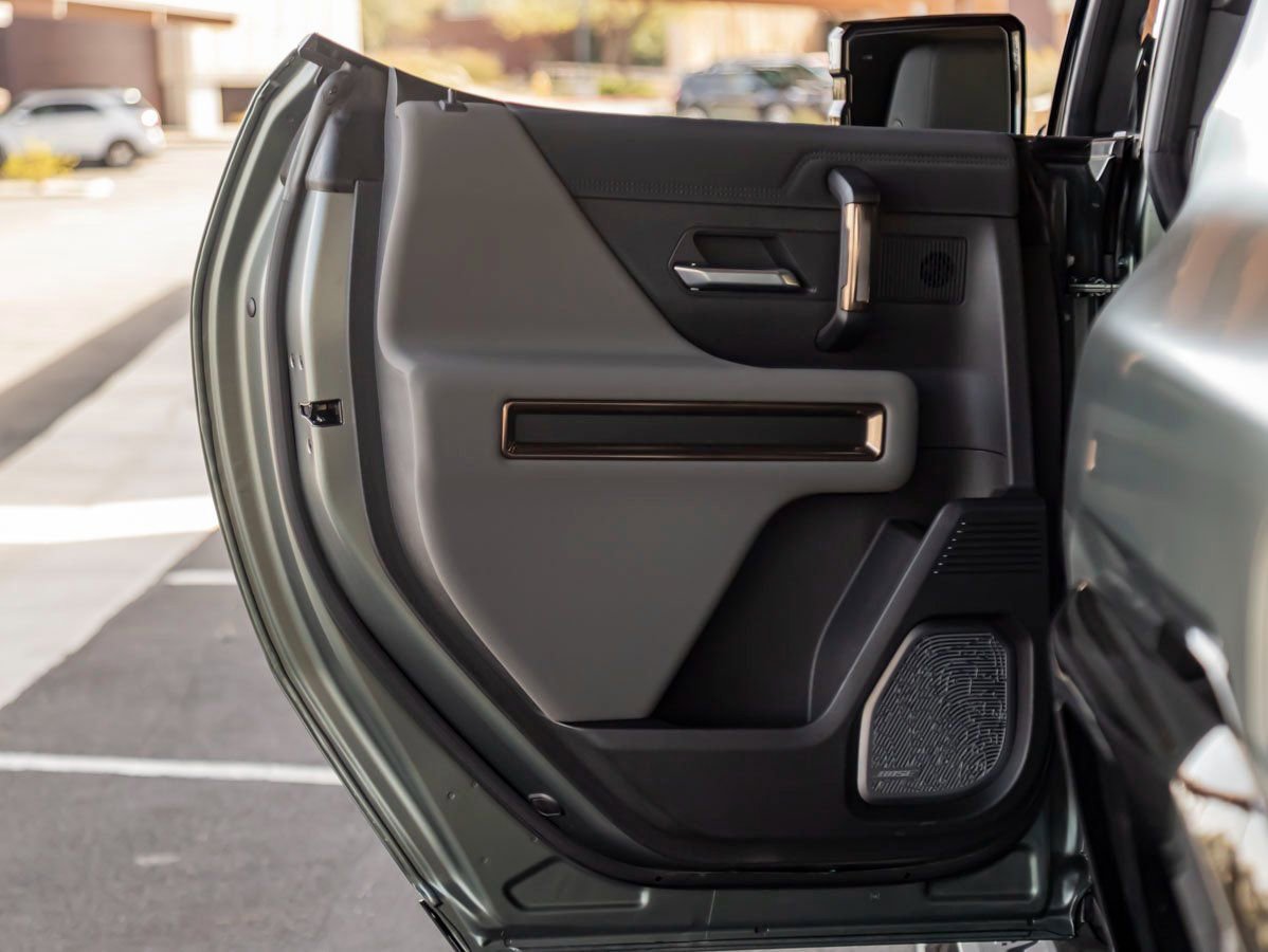 Used 2024 GMC Hummer EV 3X image 26