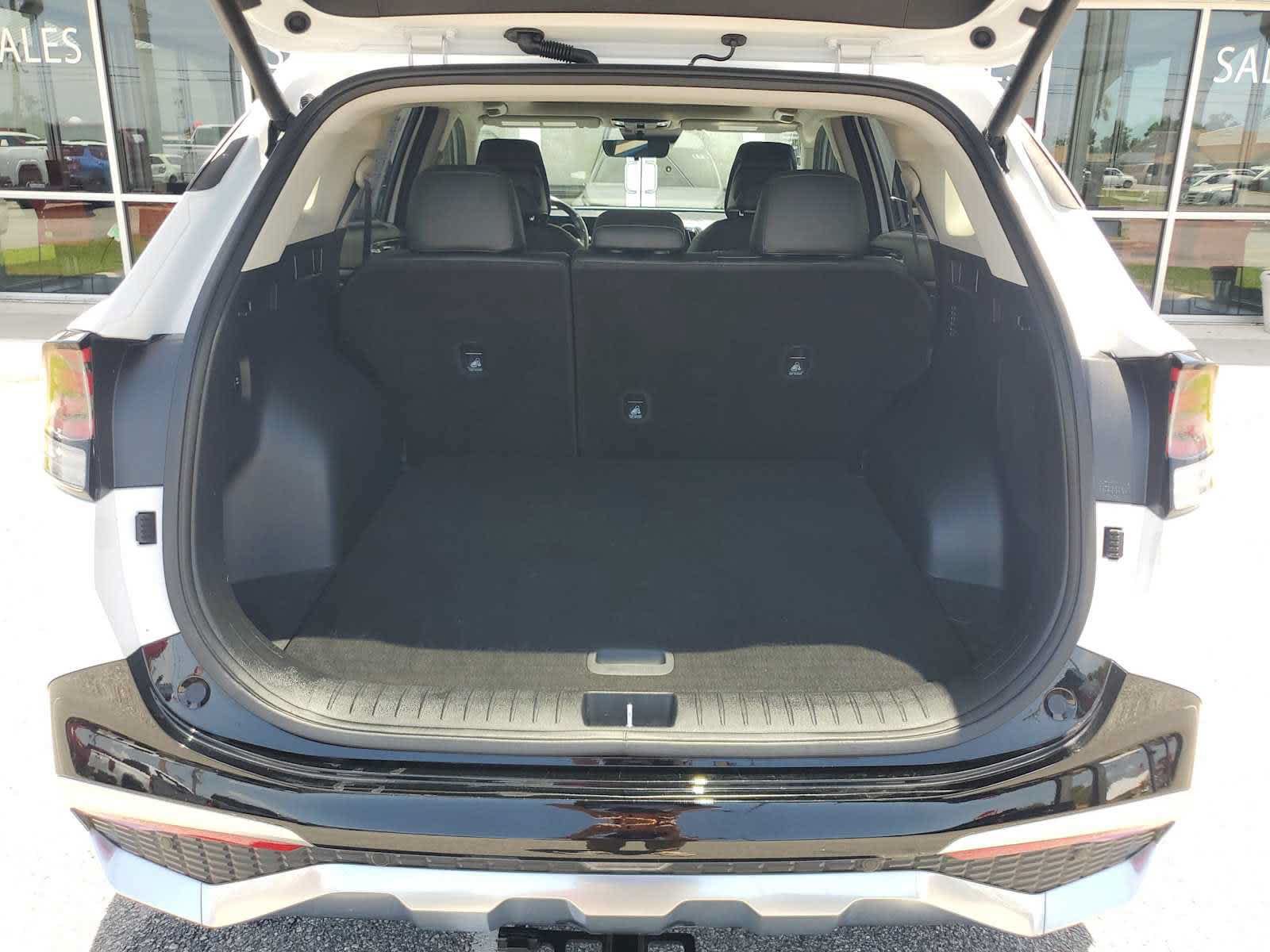 Used 2023 Kia Sportage SX FWD image 5