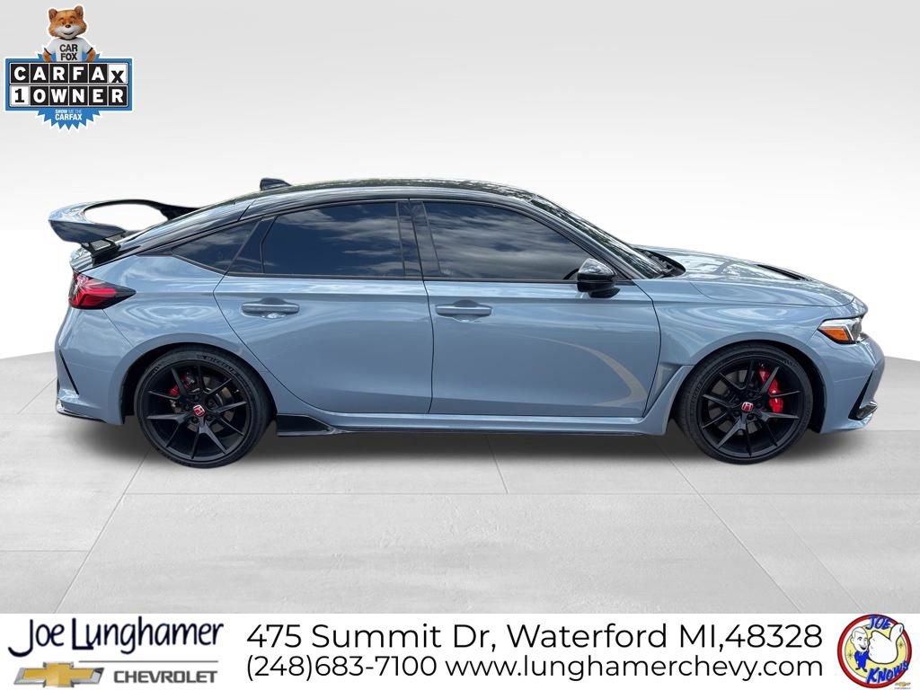Used 2025 Honda Civic Type R image 2