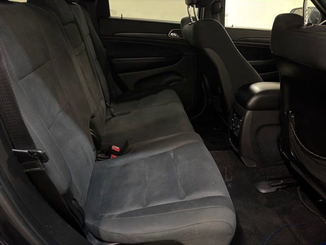 Used 2015 Jeep Grand Cherokee Laredo w/ Quick Order Package 23E image 30