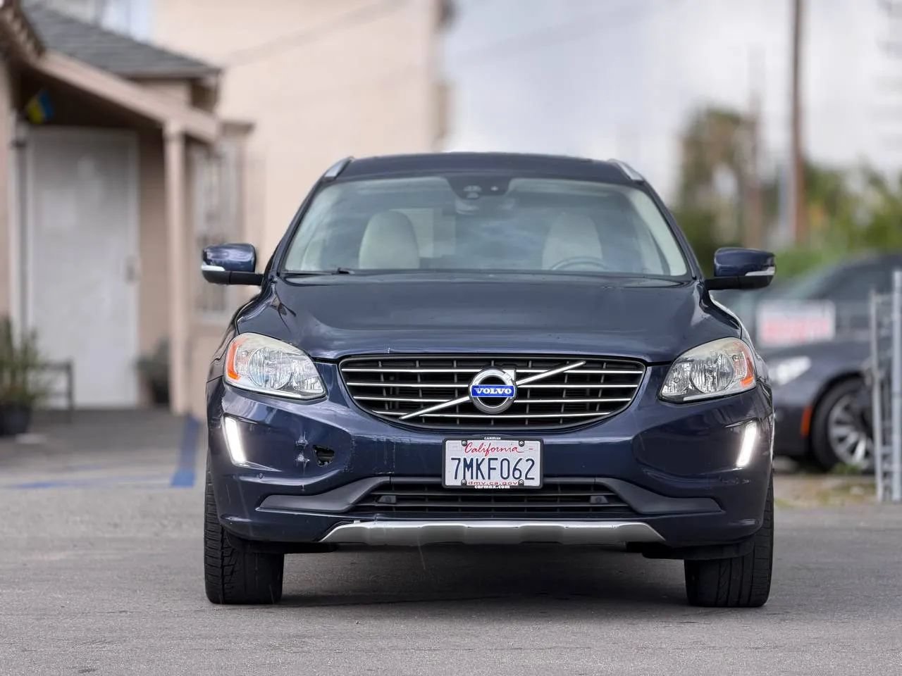 Used 2015 Volvo XC60 T5 AWD/4WD image 4