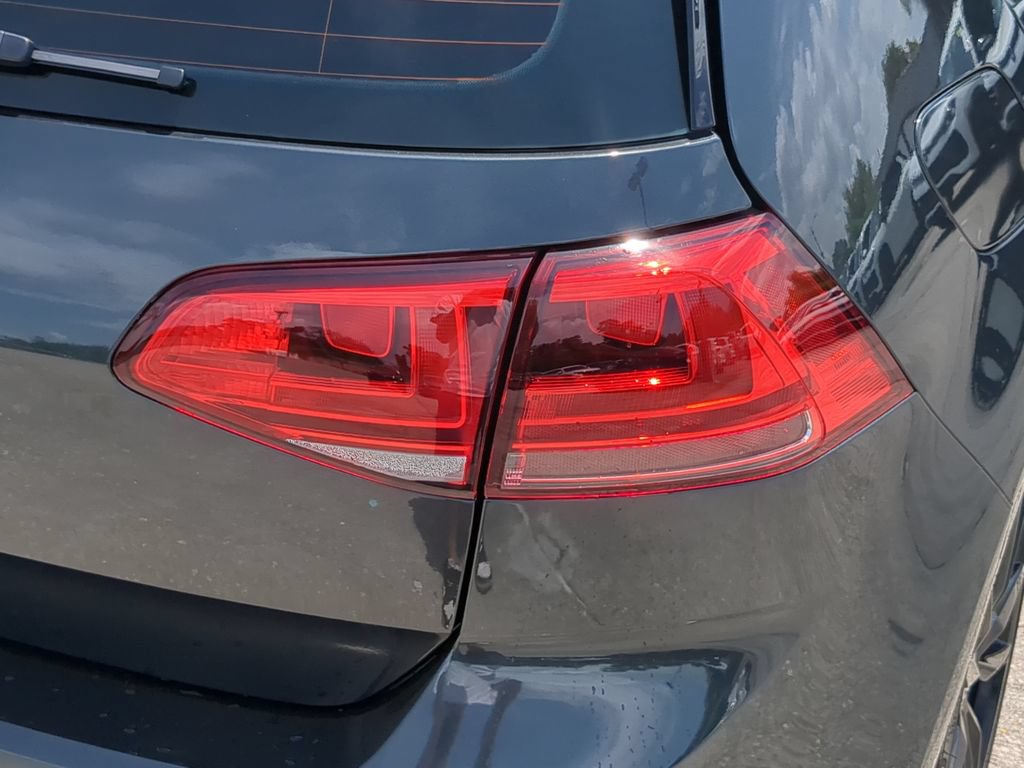 Used 2017 Volkswagen GTI S FWD image 7