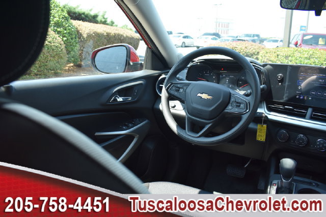 New 2026 Chevrolet Trax LS w/ LS Convenience Package FWD image 16