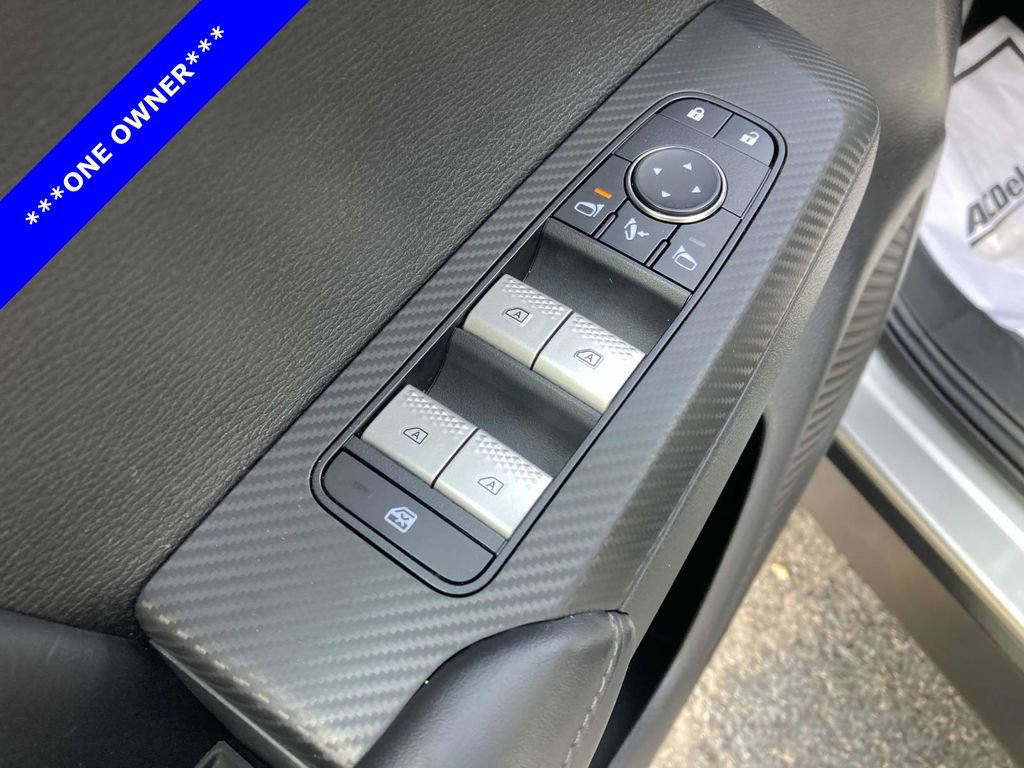 Used 2023 Mitsubishi Outlander SE image 15