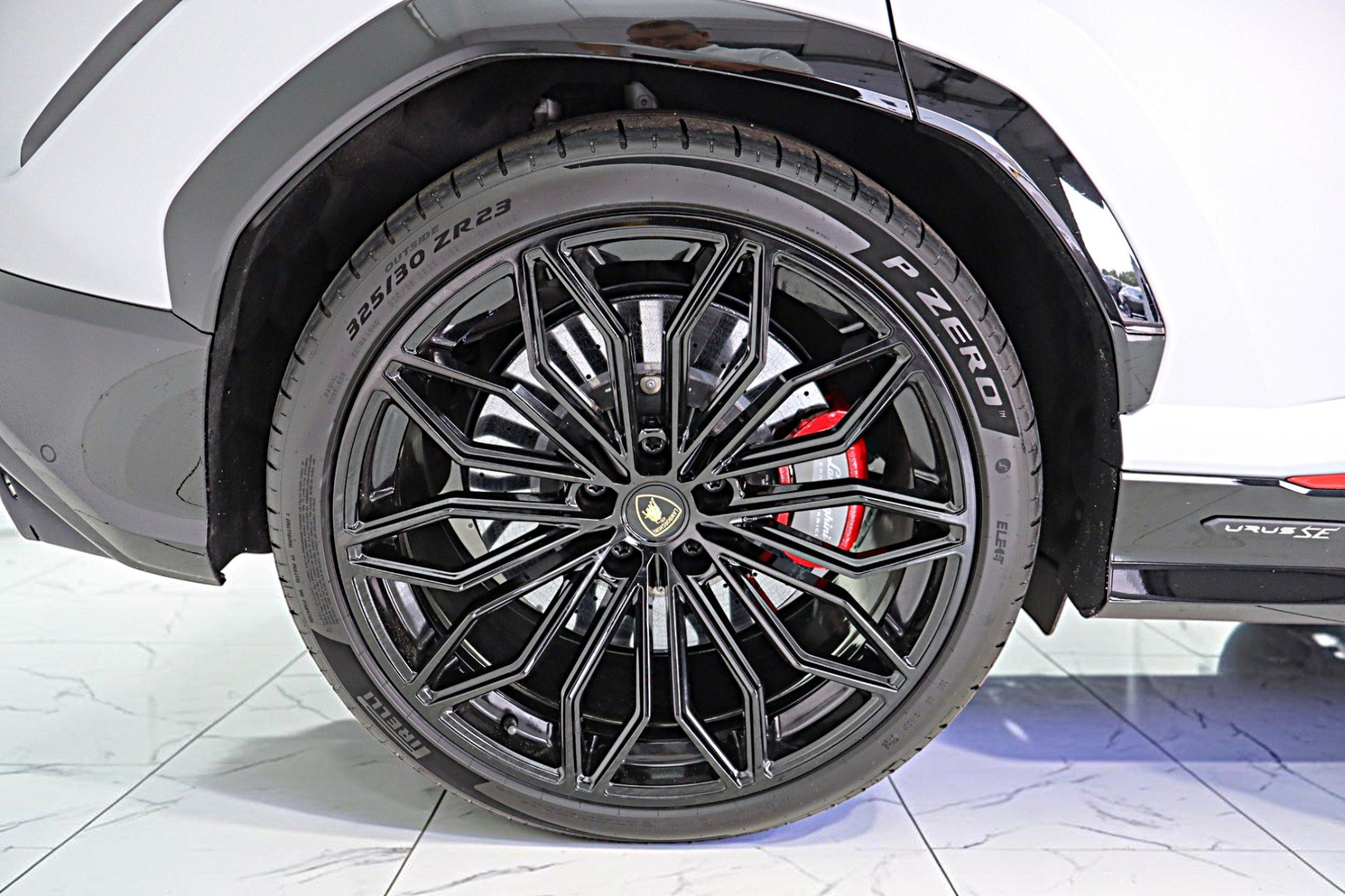 Used 2025 Lamborghini Urus S AWD/4WD image 47