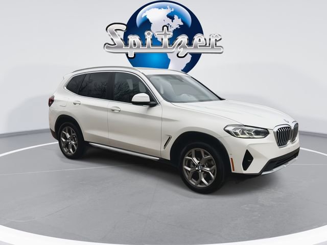 Used 2023 BMW X3 xDrive30i w/ Premium Package image 2