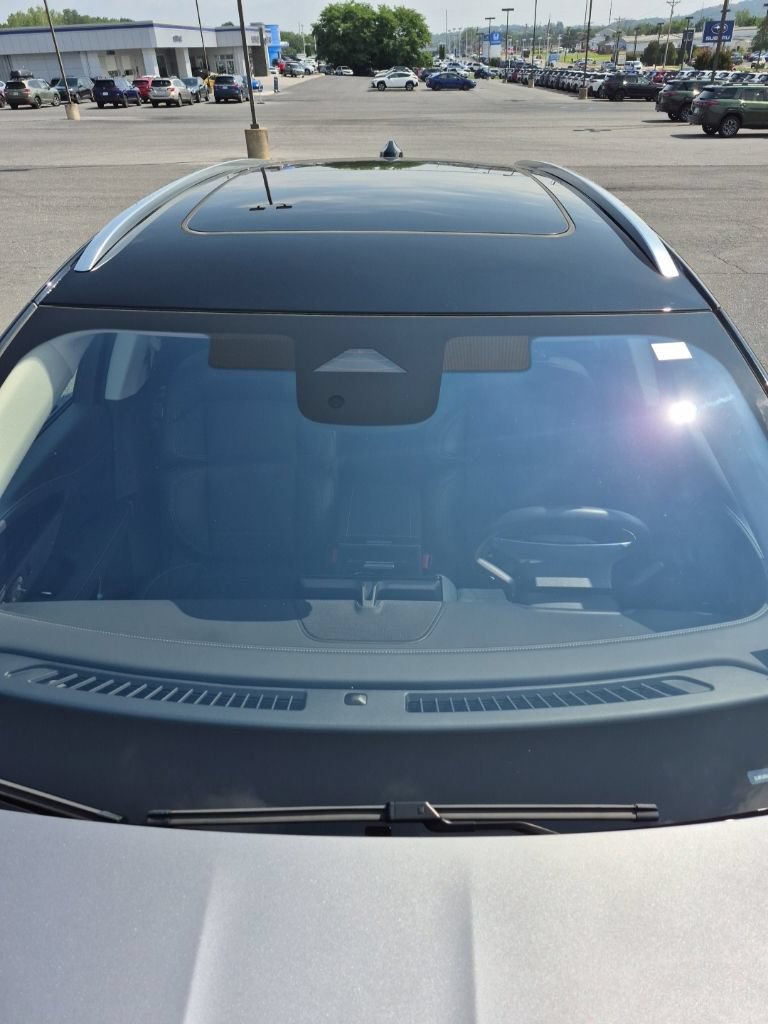 Certified 2025 Lincoln Nautilus Reserve AWD/4WD image 14
