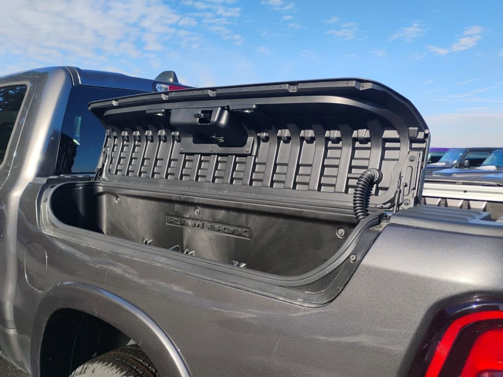 New 2026 RAM 1500 Big Horn w/ Night Edition image 16