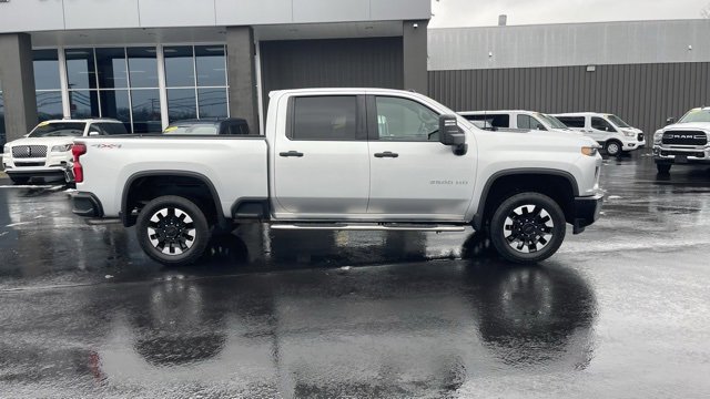 Used 2020 Chevrolet Silverado 2500 Custom w/ Custom Value Package image 7