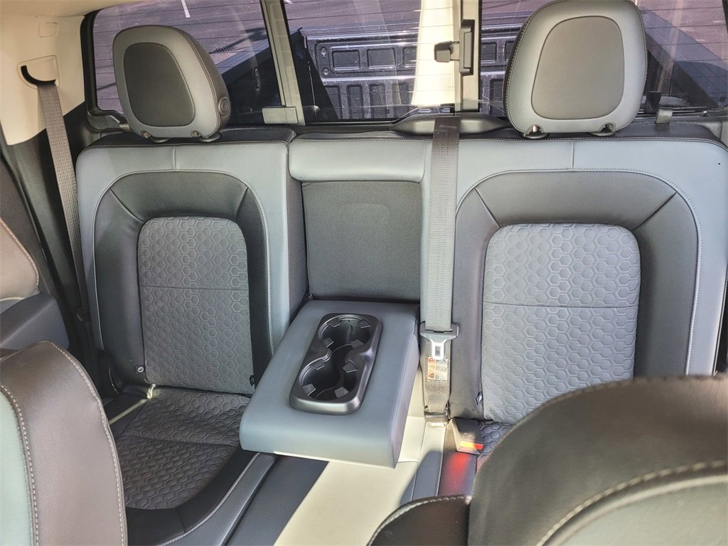 Used 2018 Chevrolet Colorado Z71 image 12