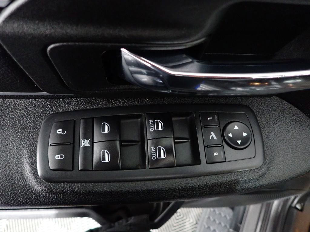 Used 2021 RAM 1500 Classic Warlock image 22